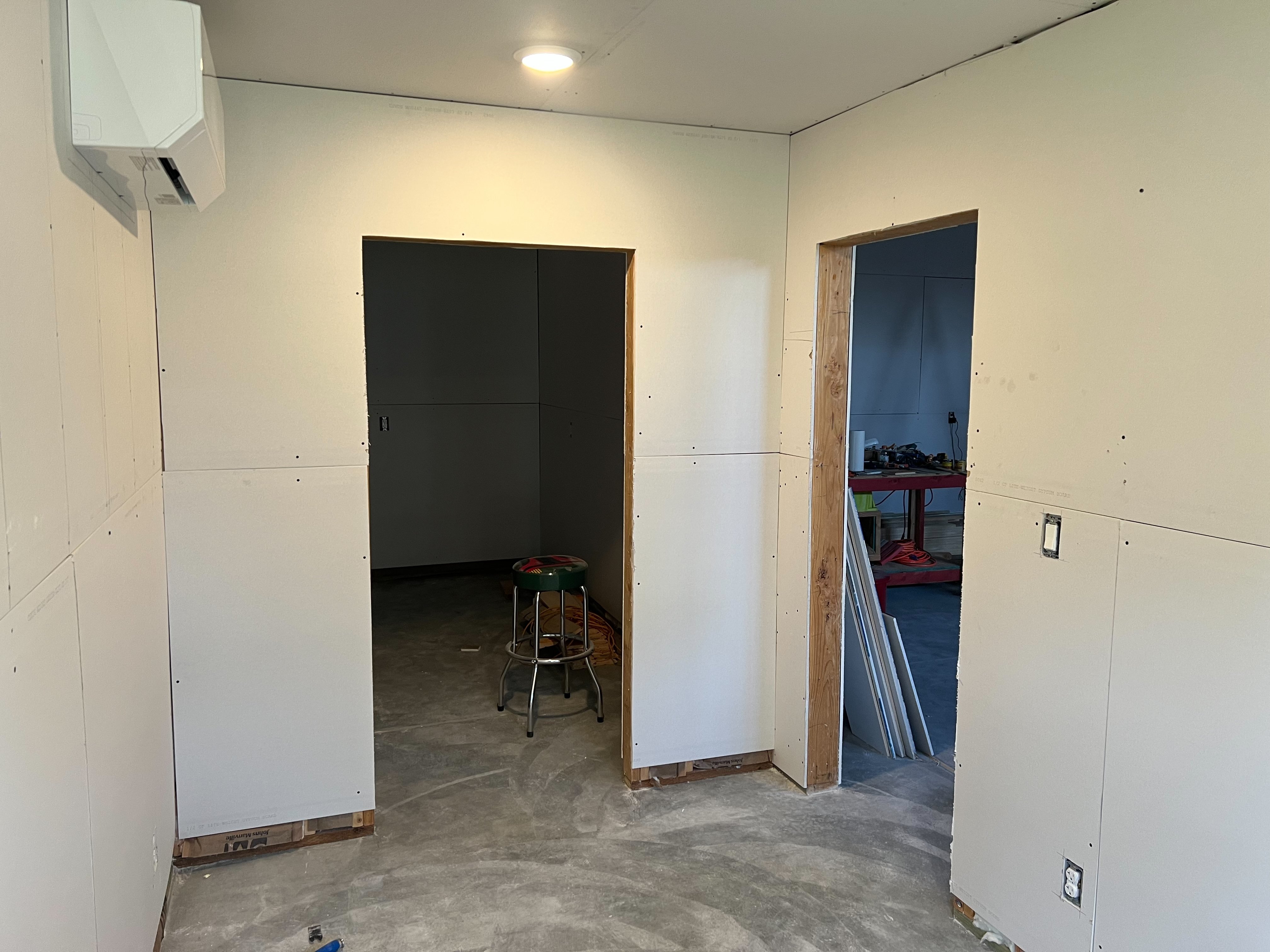 04-2025-26-172737-IMG_8011